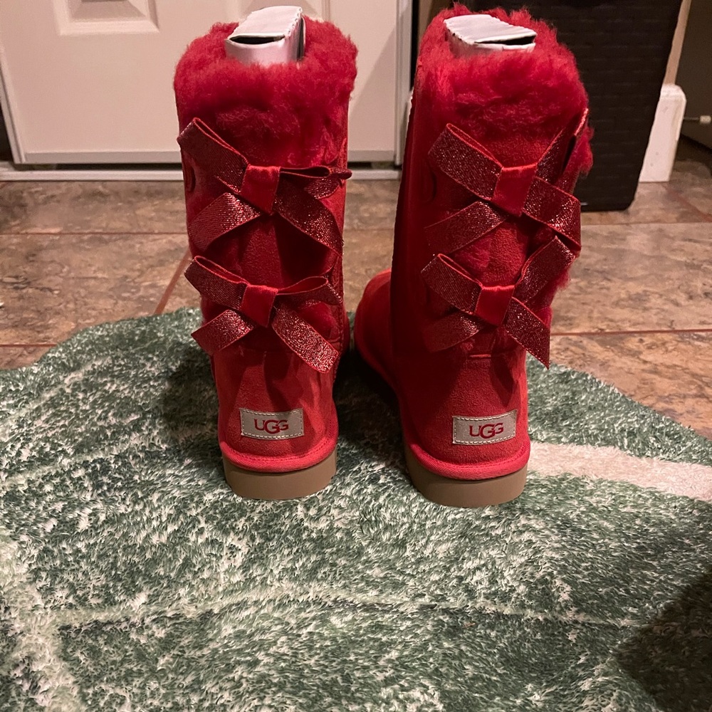 UGG’z BOOTS 🥾